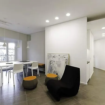 Porto Antico Boutique לינה וארוחת בוקר 4*
